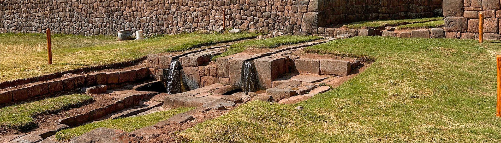South Valley - Tipón